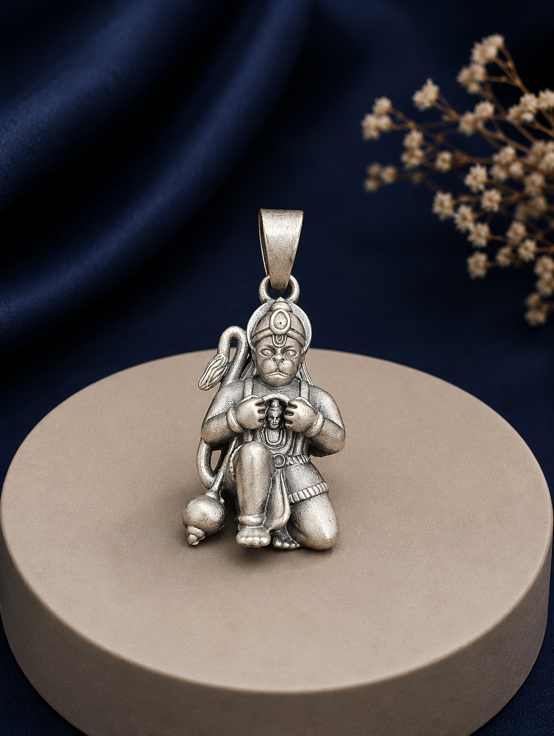 Devotional Hanuman Pendant – Bhakti Form (small) - Image 2