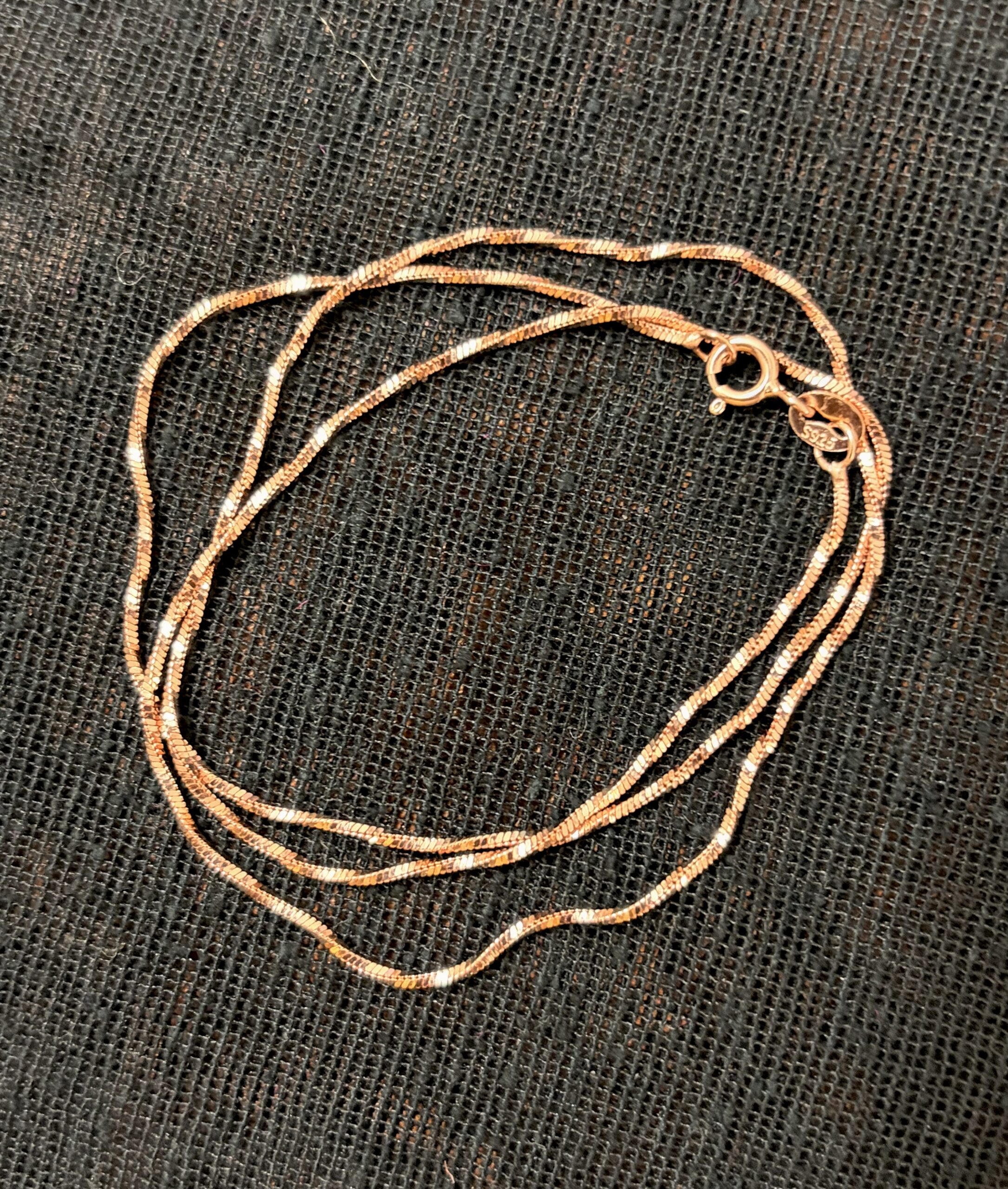 Graceful Rose Gold Italian Chain - Image 2