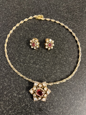 Ruby-Centered Floral Polki Kanti Necklace Set