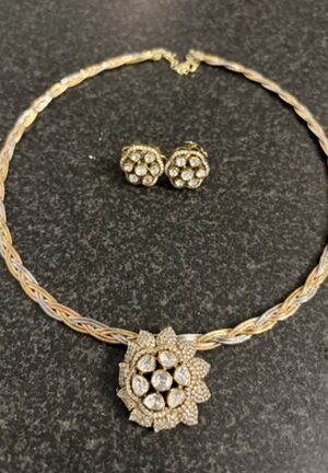 Braided Kanti Chain Floral Pendant Set