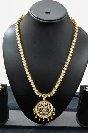 Polki-Inspired Pendant Necklace Set