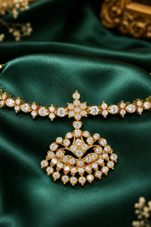 Traditional Diamond-Finish Addigai Necklace