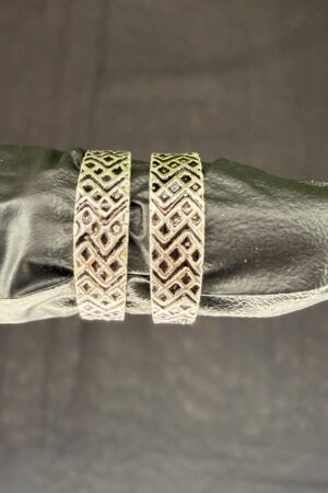 Antique Chevron Toering