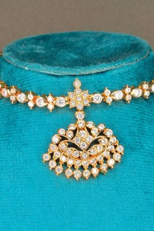 Traditional Diamond-Finish Addigai Necklace