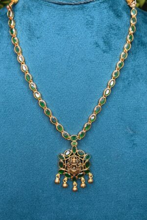 Temple Grace Emerald Gold Necklace
