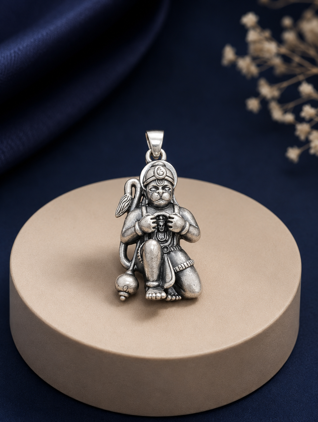 Devotional Hanuman Pendant – Bhakti Form (Big) - Image 2