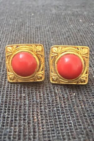 Vintage-Inspired Gold-Tone Square Stud Earrings with Coral Center