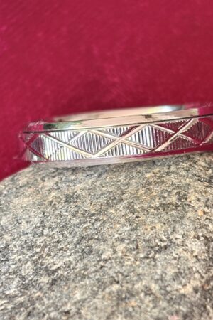 Textured Geometric Pattern Band with Diamond-Cut Finish (size 25)