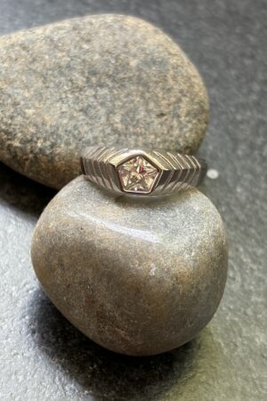 Textured Chevron Band Ring with Pentagon-Cut Stone (size 21)