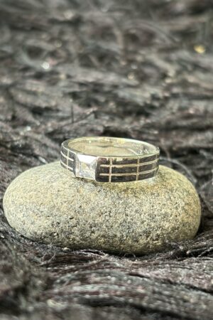 Modern Grid Design Silver Ring with Solitaire Accent (size 22)