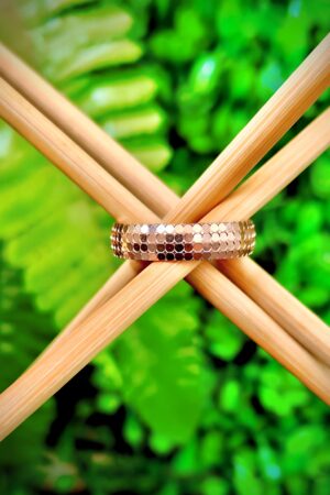 Rose Gold Honeycomb Texture Band with Reflective Finish (size 18)