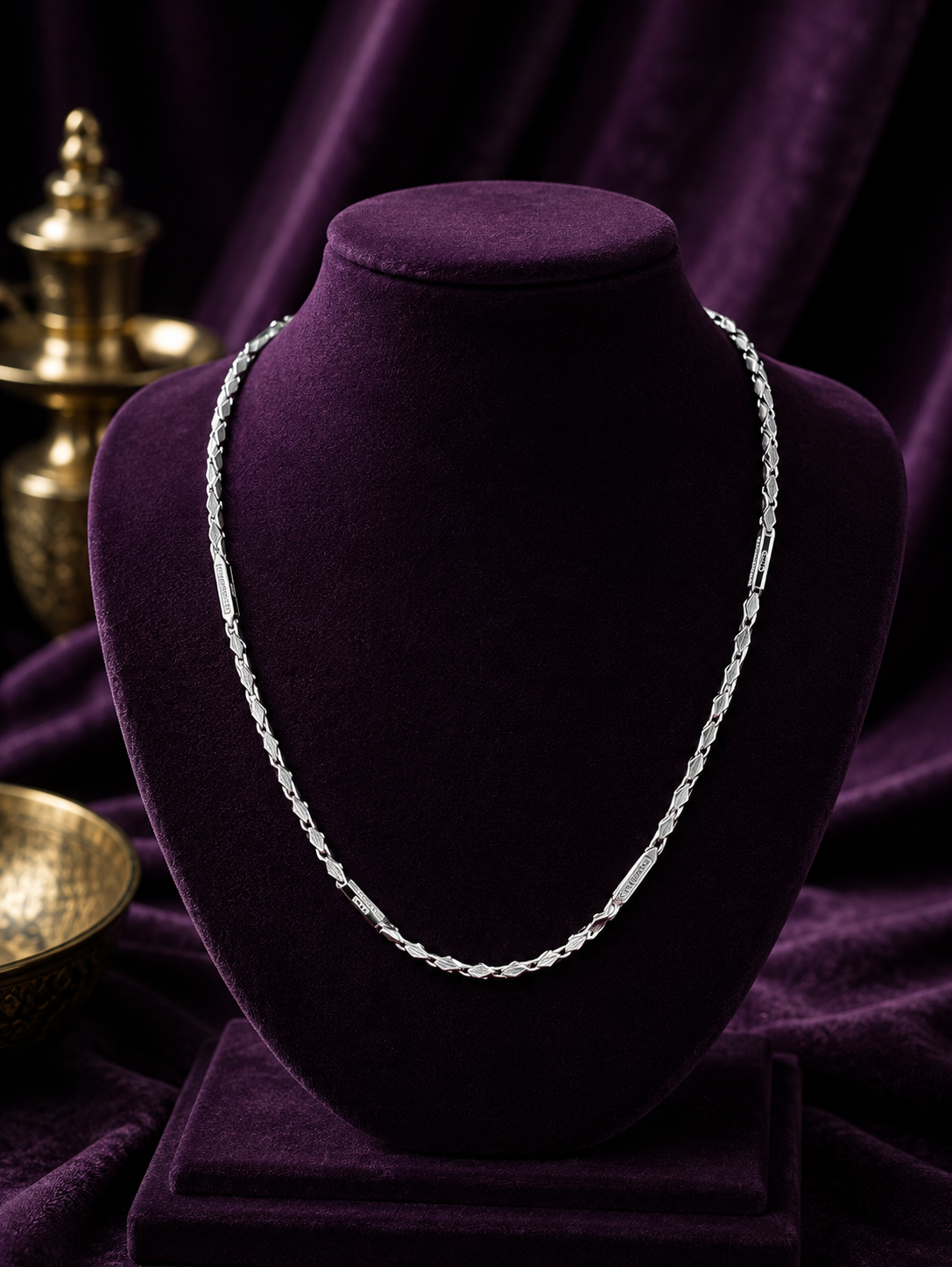 Elegant Silver Designer Link Chain with Textured Bar Accents - Image 2