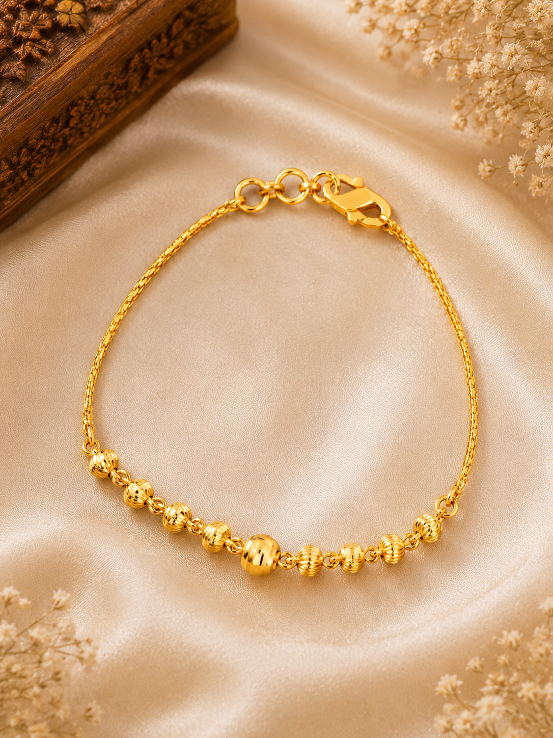 Royal Textured Bead Gold Bracelet