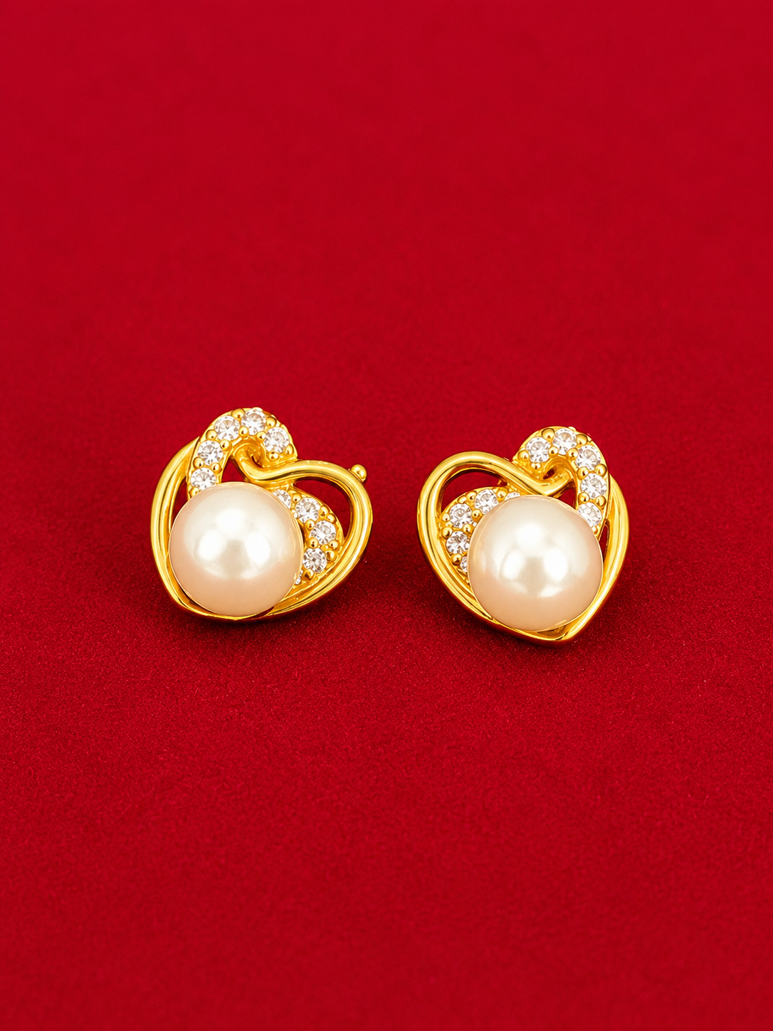 Pearl Swan Heart Stud Earrings