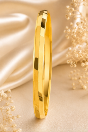 Regal Faceted Mirror Finish Gold Kada