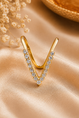 Radiant Diamond Vanki Ring