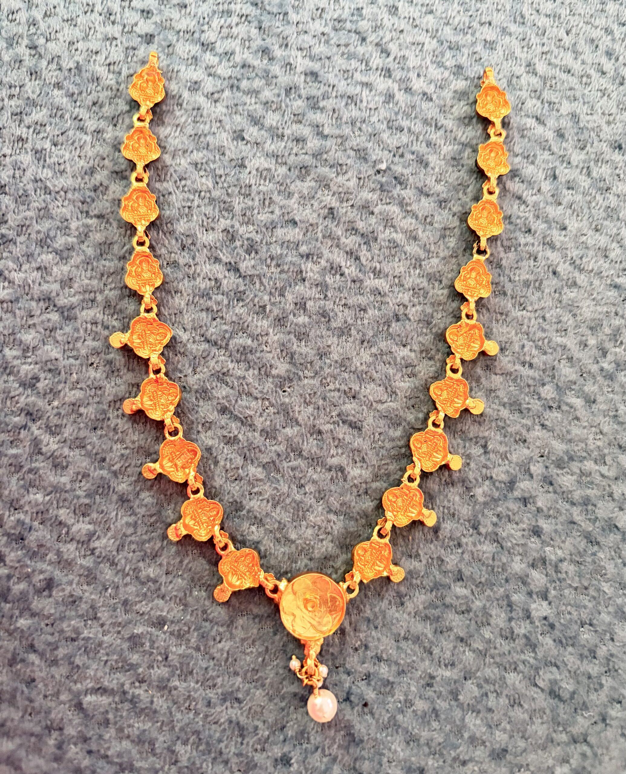 Divine Lakshmi Antique Ruby Necklace - Image 2