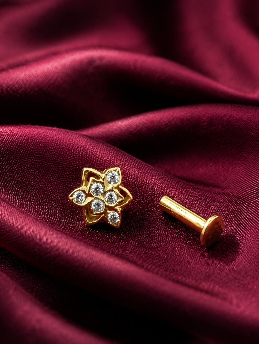 Elegant Petal Bloom Crystal Nose Pin