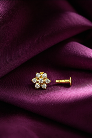 Classic Floral Sparkle Nose Pin