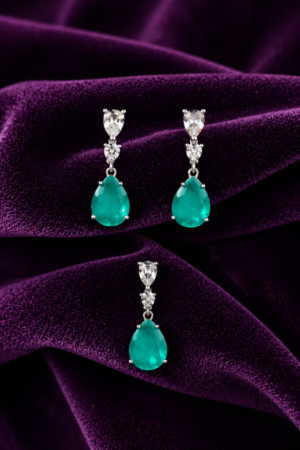 Emerald Teardrop Elegance Pendant Set