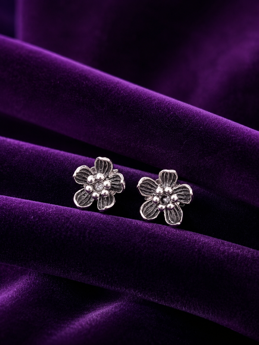 Vintage Bloom Silver-Tone Stud Earrings