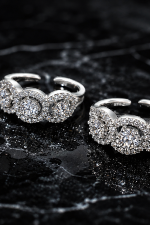 Trinity Spark Halo Toe Ring