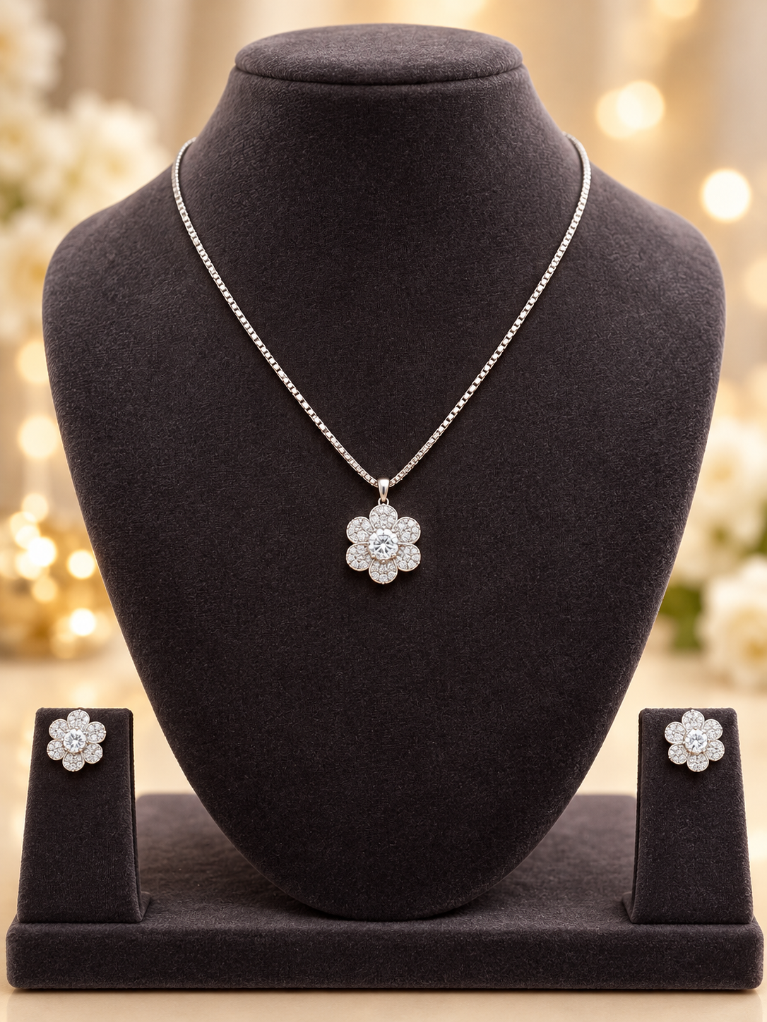 Celestial Blossom Silver-Tone Pendant Chain Set